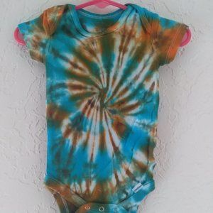 Homemade baby tie dye 6-9 months